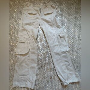 Brandy Melville Cream Cargo Pants never worn without tags